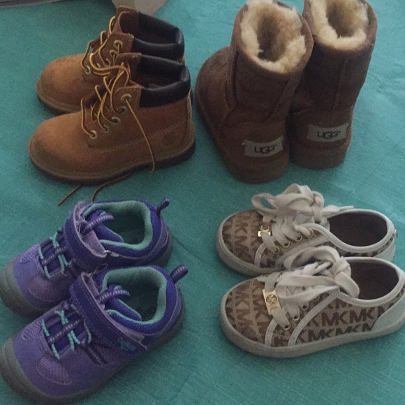 Toddler shoes - Picture 2 of 2